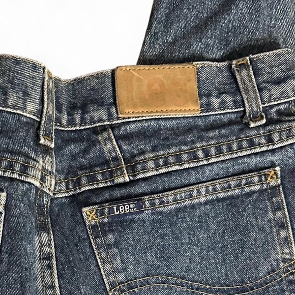 Lee Classic Blue Jeans with Tan Patch - Picture 3 of 4